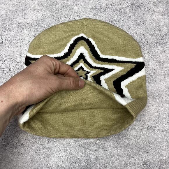 Y2k 2000s tan star grunge beanie - Picture 7 of 7
